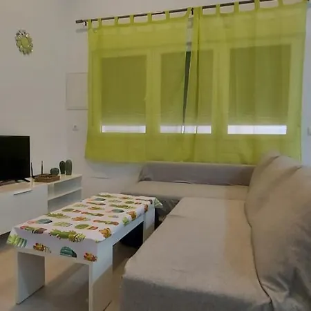 La Paloma Apartment *